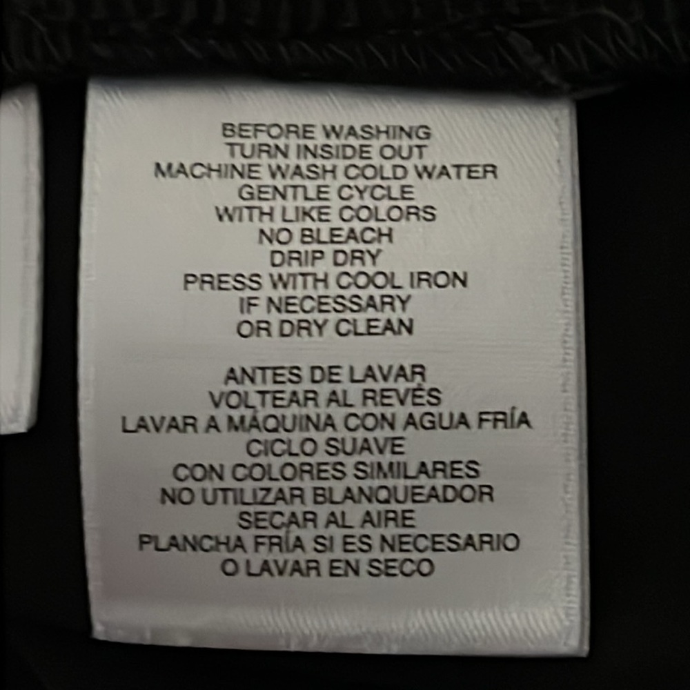 Anne Klein - Picture 8 of 9